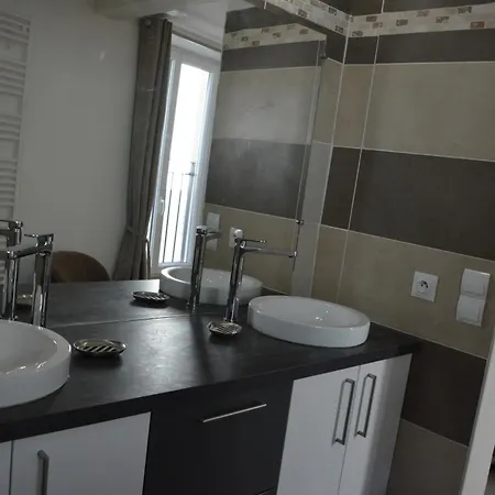 Hébergement de vacances L'entracte De Pour 6 Personnes *